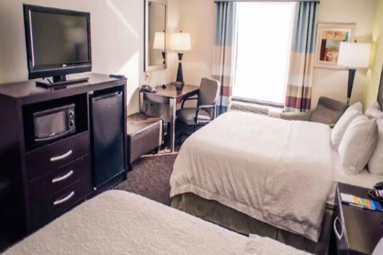 Hampton Inn - Monticello Bagian luar foto